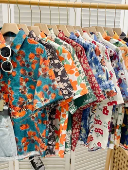 מכירה גדולה שומר בגדים של נשים 2023 סגנון קוריאני חולצה חוש עיצוב קטן הדפס פרחוני שברי Beach Resort סגנון